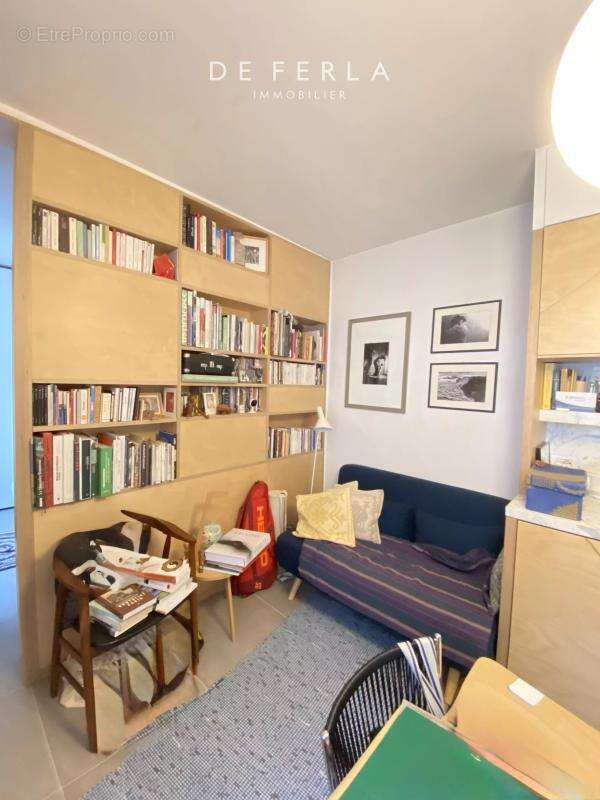 Appartement à PARIS-10E