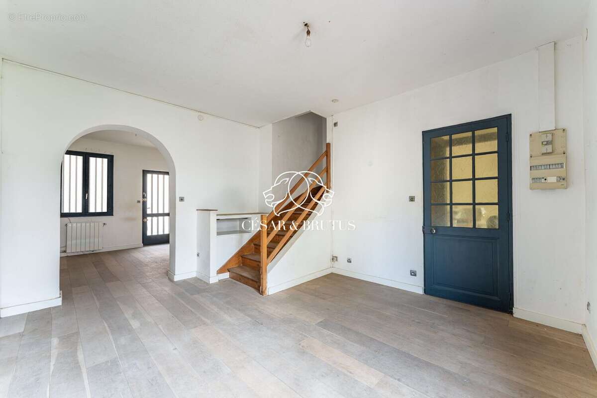 Appartement à LYON-8E
