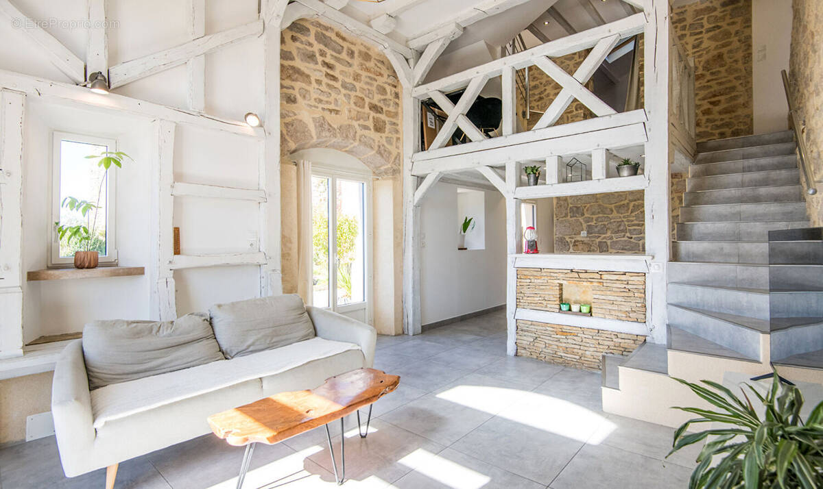 Maison à BERTHOLENE