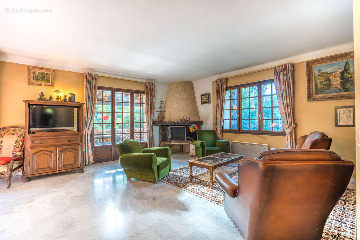 Maison à SAINT-RAPHAEL