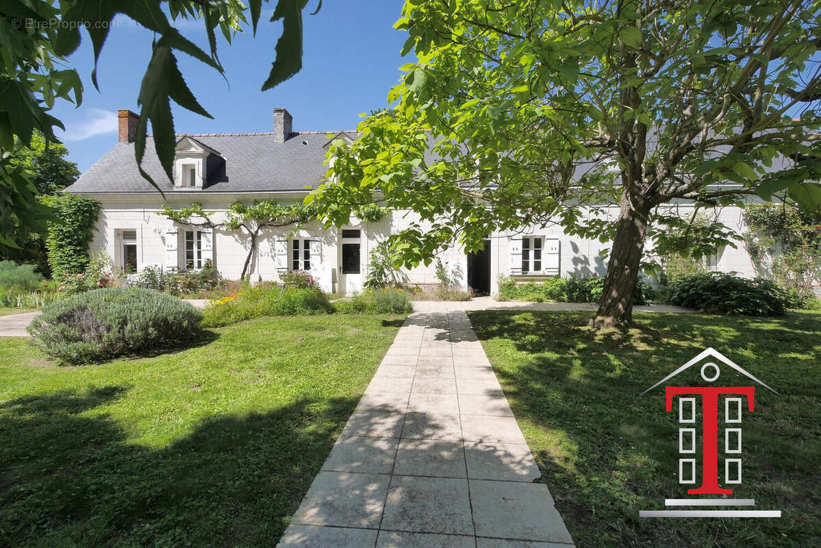Maison à SAINT-MATHURIN-SUR-LOIRE
