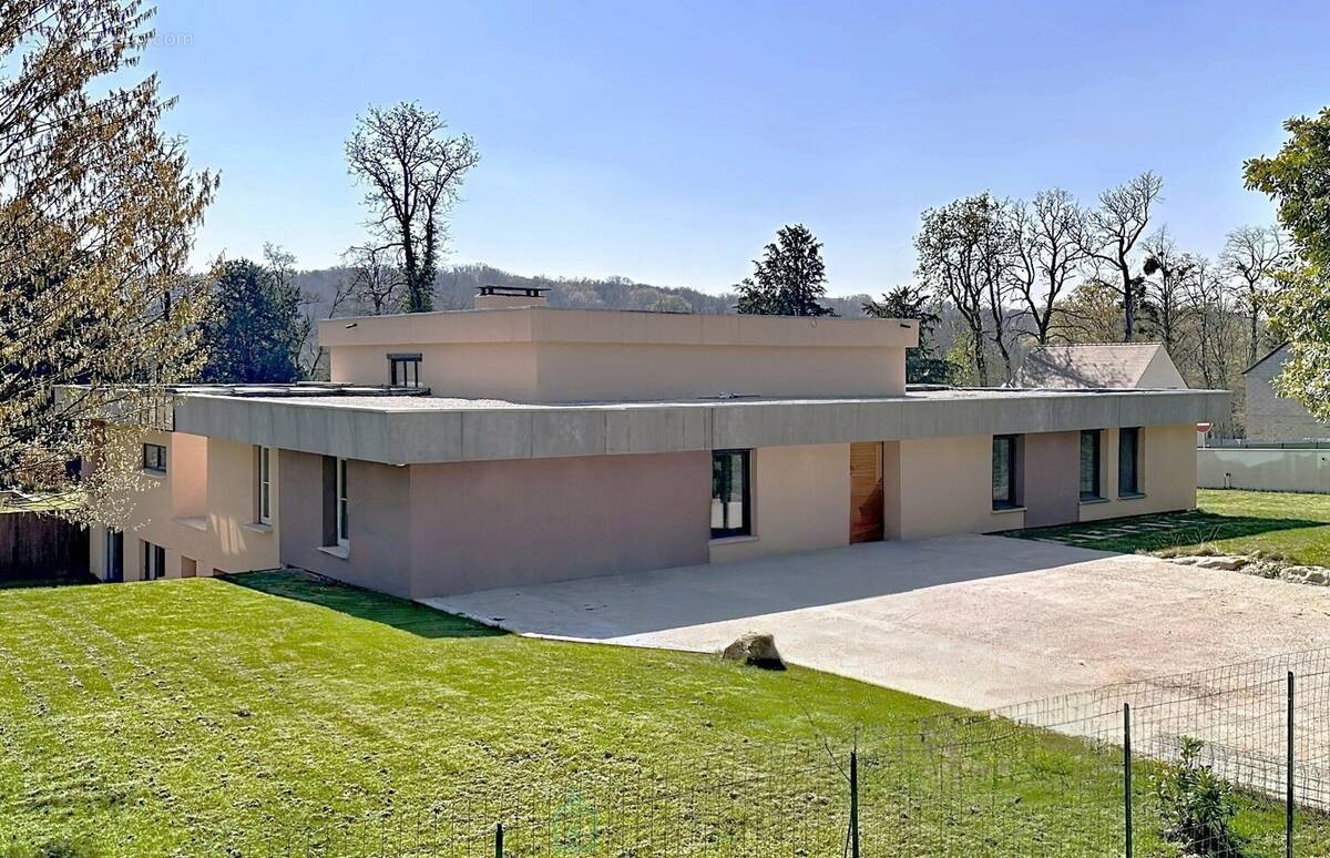 Maison à FONTAINEBLEAU