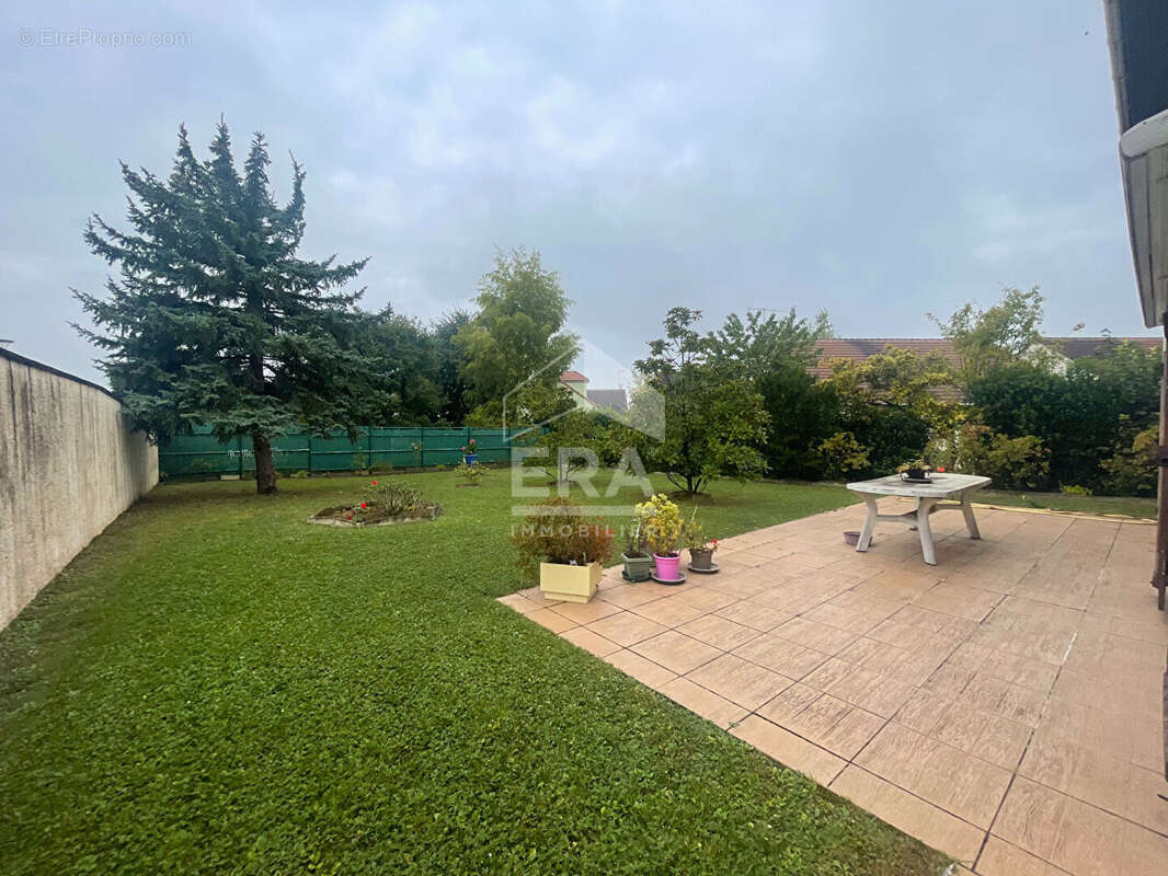 Maison à LA FERTE-ALAIS