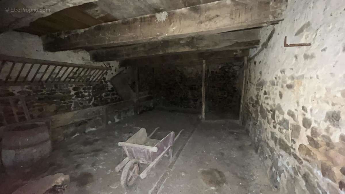 Maison à LA GRANDE-VERRIERE
