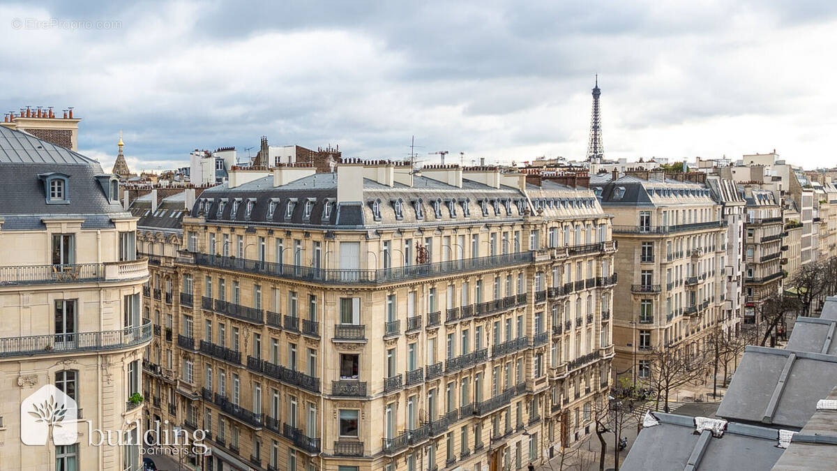 Appartement à PARIS-17E