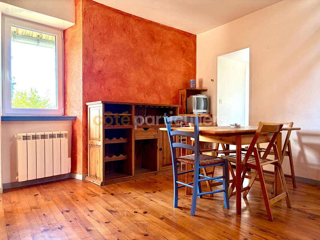 Maison à CERISY-LA-SALLE