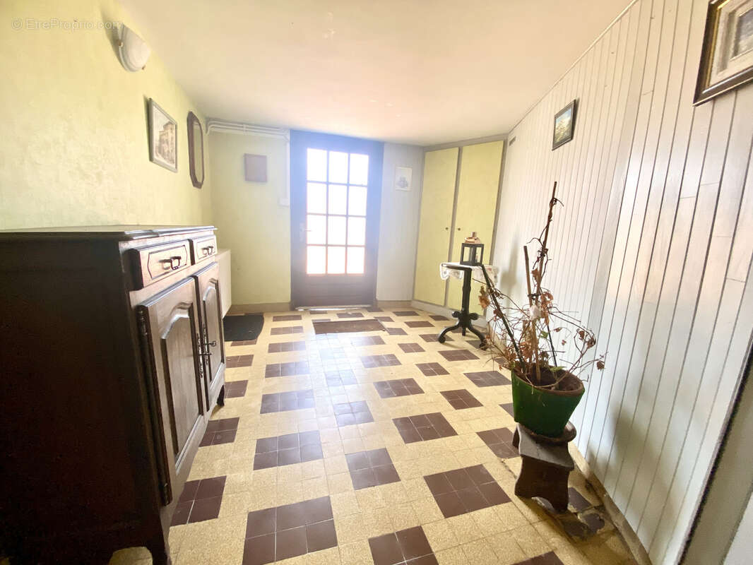 Maison à LE COTEAU