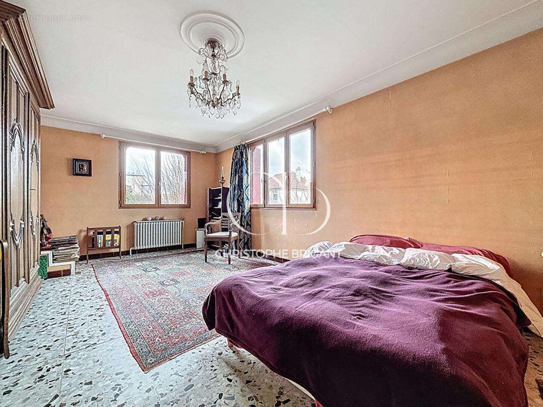Maison à VILLEJUIF