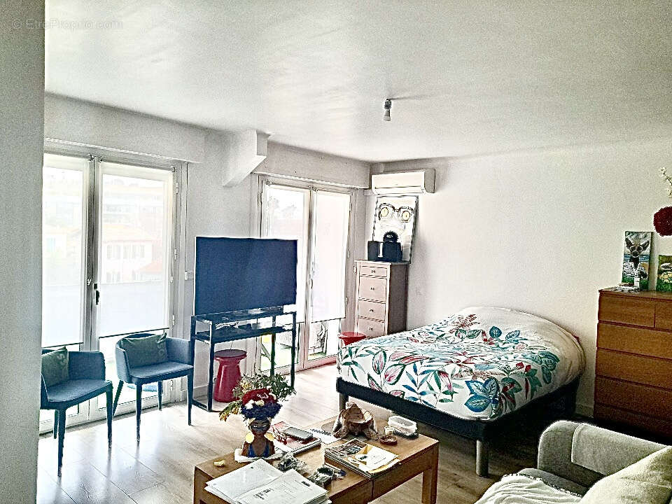 Appartement à CAGNES-SUR-MER