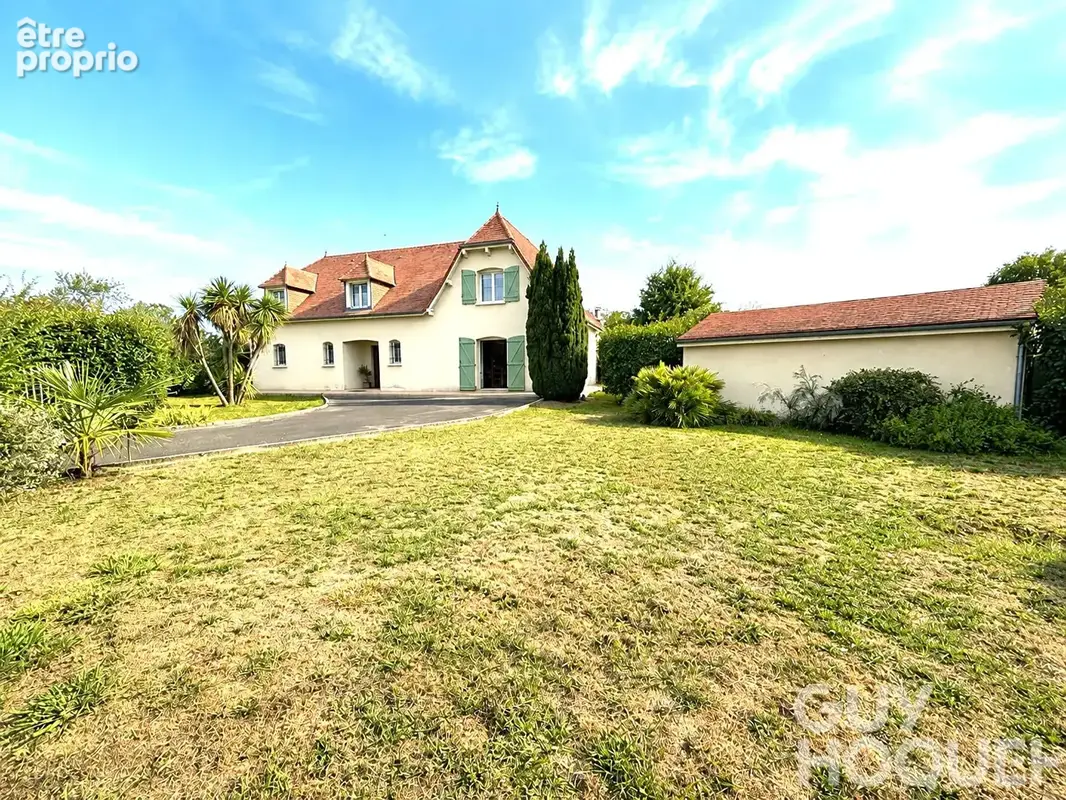 Belle maison familiale de 200m2 avec 5 chambres et double garage - photo 2