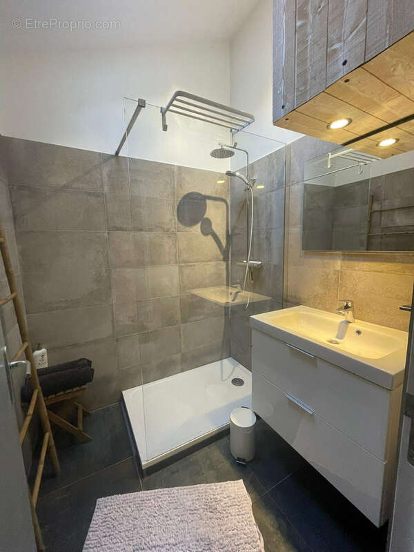 Appartement à VAISON-LA-ROMAINE