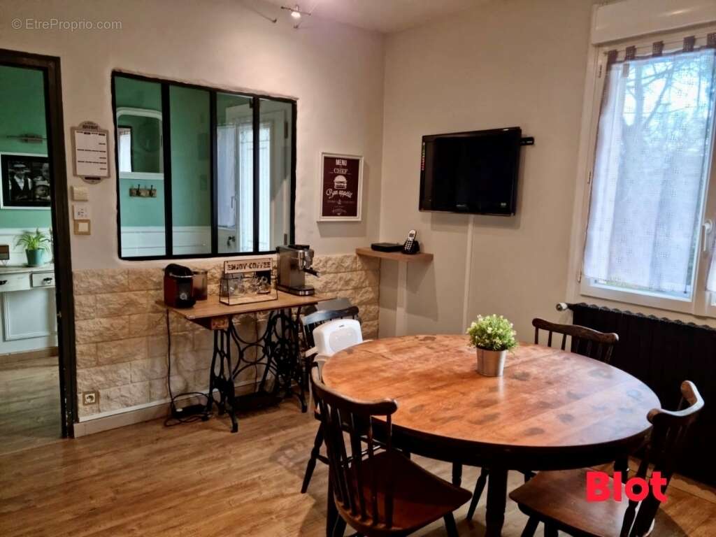 Maison 173 m² à Meneac  - photo 8
