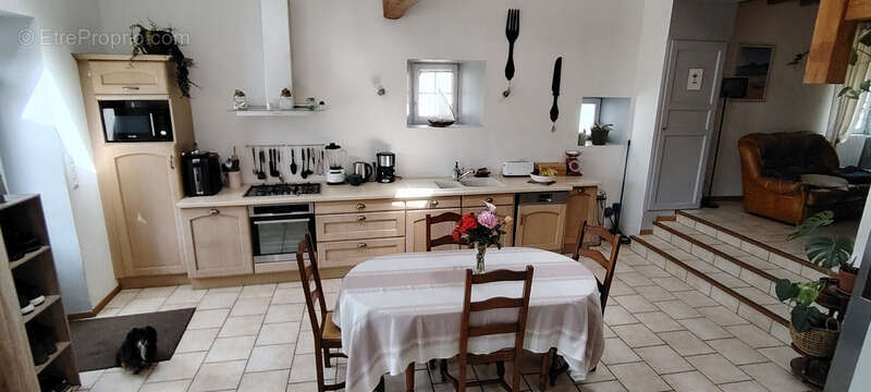 Maison à SAINT-LOUP-LAMAIRE