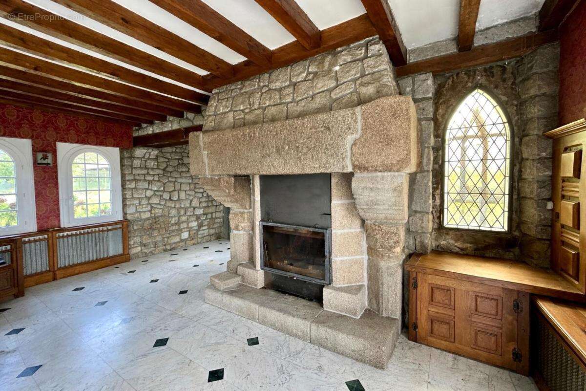 Maison à SAINT-BRICE-EN-COGLES