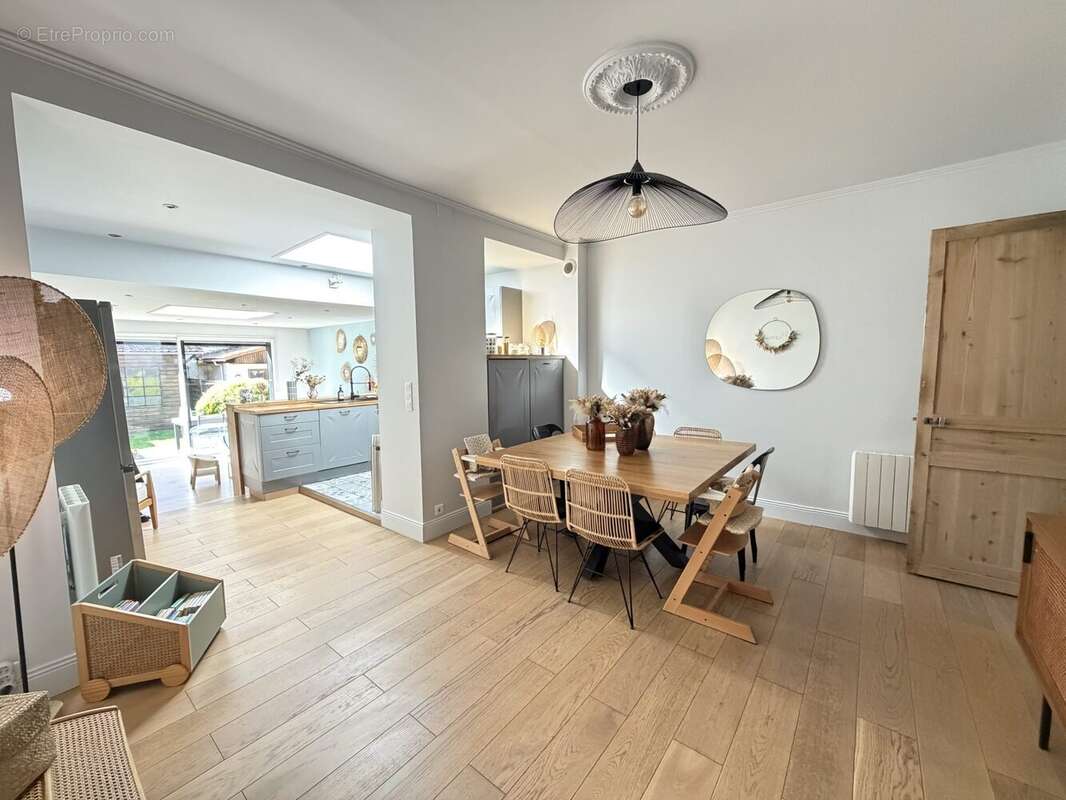 Maison à LA MADELEINE