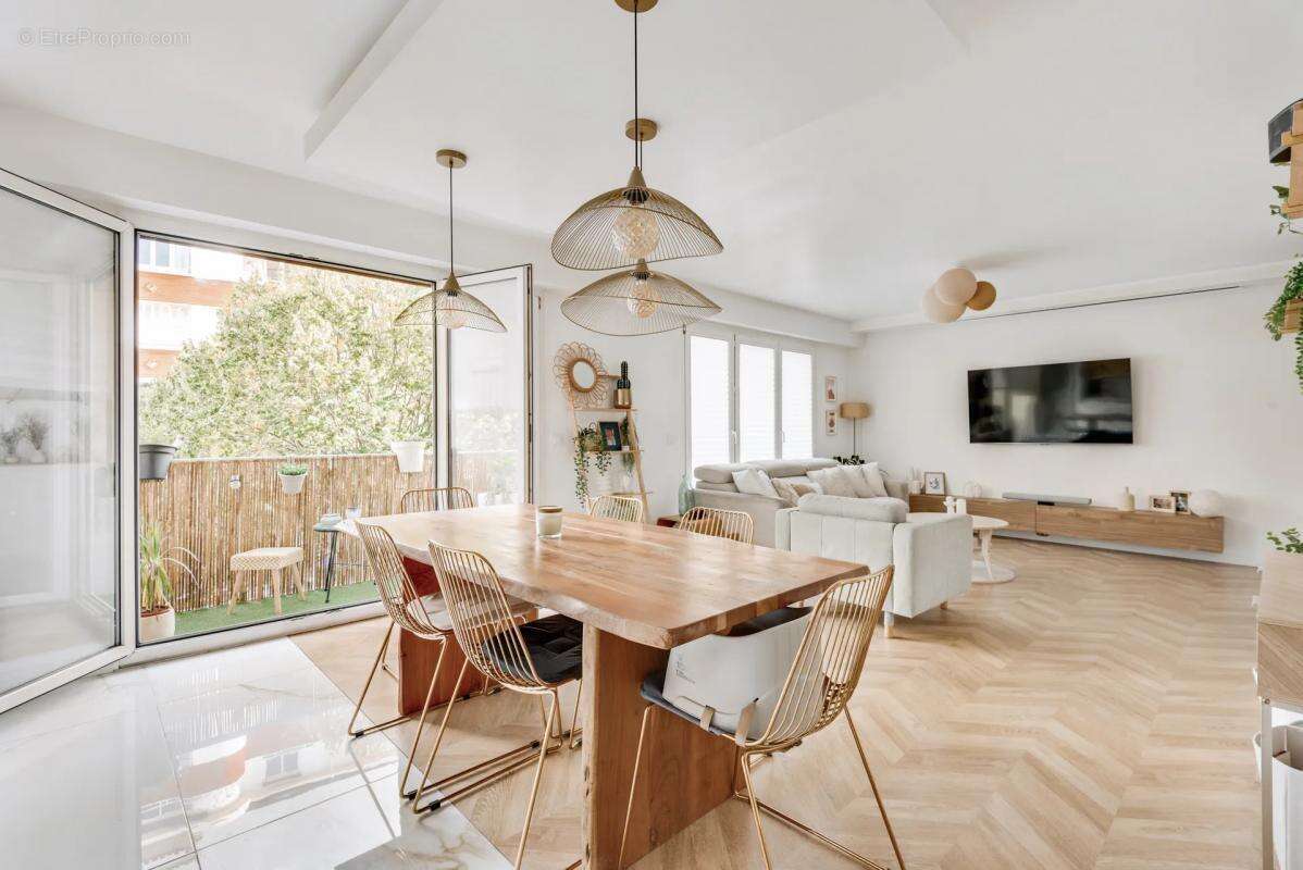 Appartement à FONTENAY-SOUS-BOIS