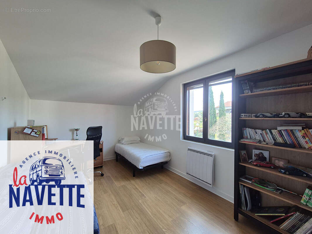 Maison à SAINT-AMANT-TALLENDE