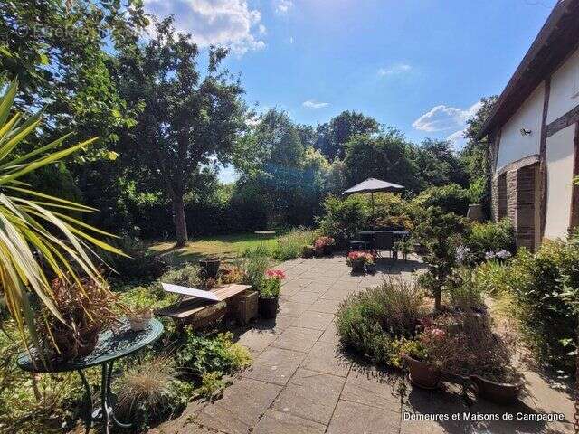 Maison 124 m² à Juvigny-Le-Tertre  - photo 2
