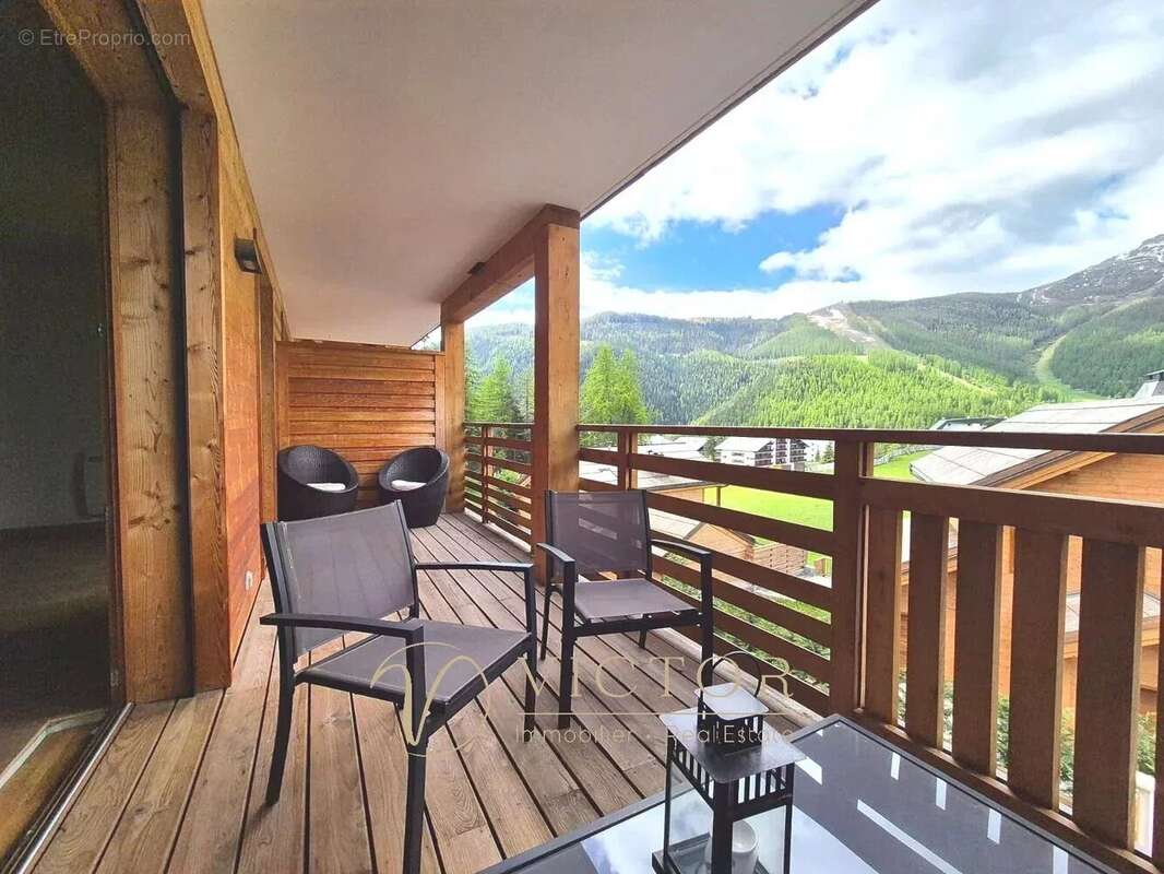 Appartement à SAINT-ETIENNE-DE-TINEE