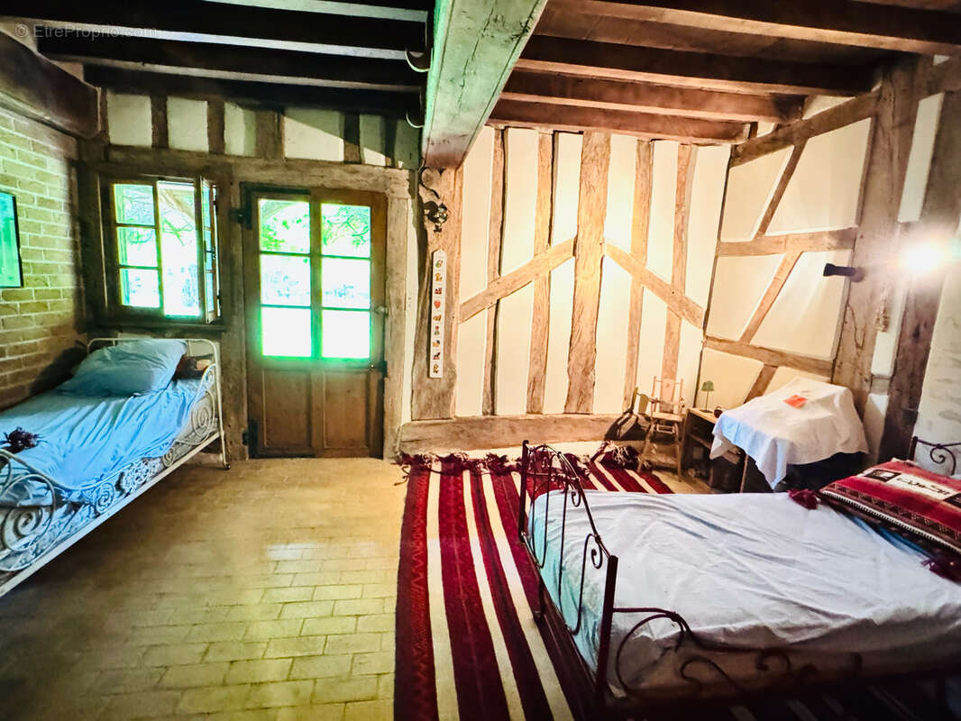 Maison à FRANGY-EN-BRESSE