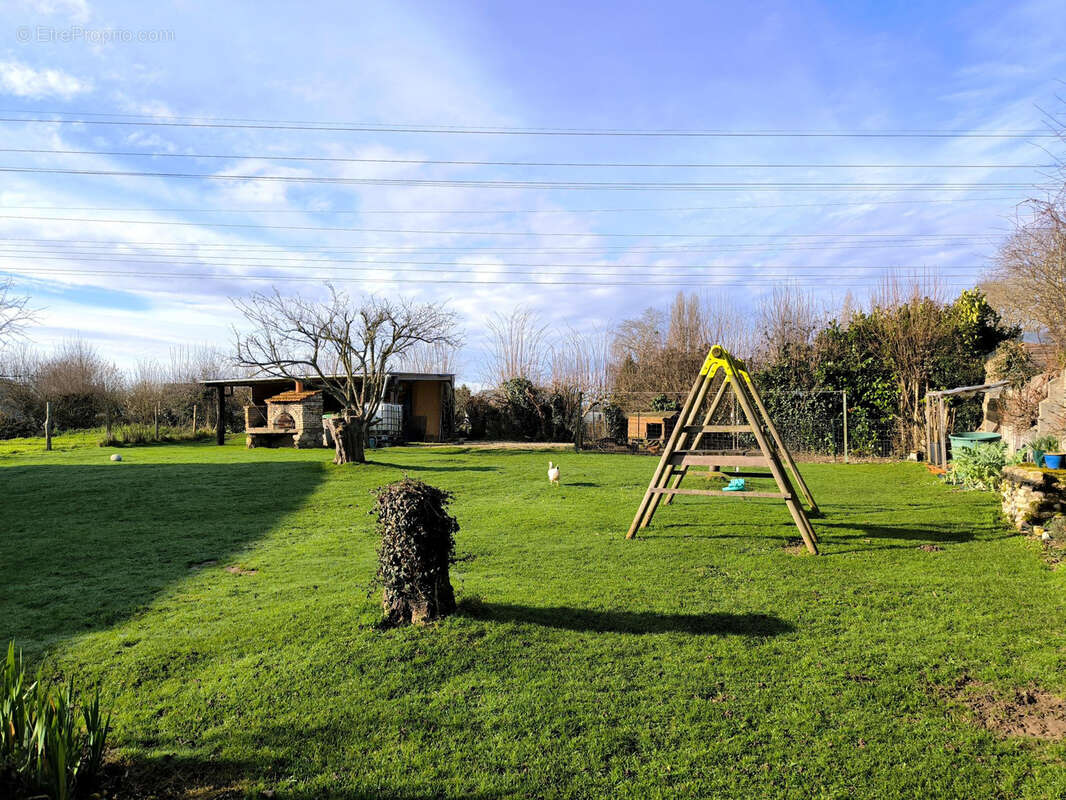 Maison à MONCEAUX-EN-BESSIN