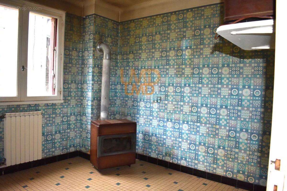 Maison à DECAZEVILLE