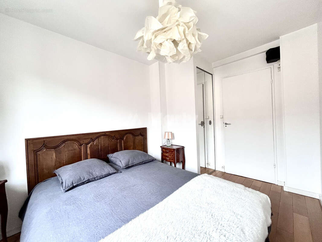 Appartement à PARIS-10E