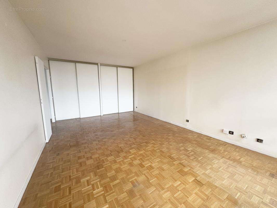 Appartement à PUTEAUX