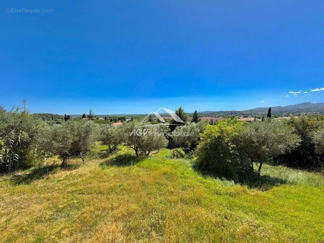 Vue panoramique exceptionnelle – Maison de 165 m² sur 3 300 m² de terrain constructible - photo 3
