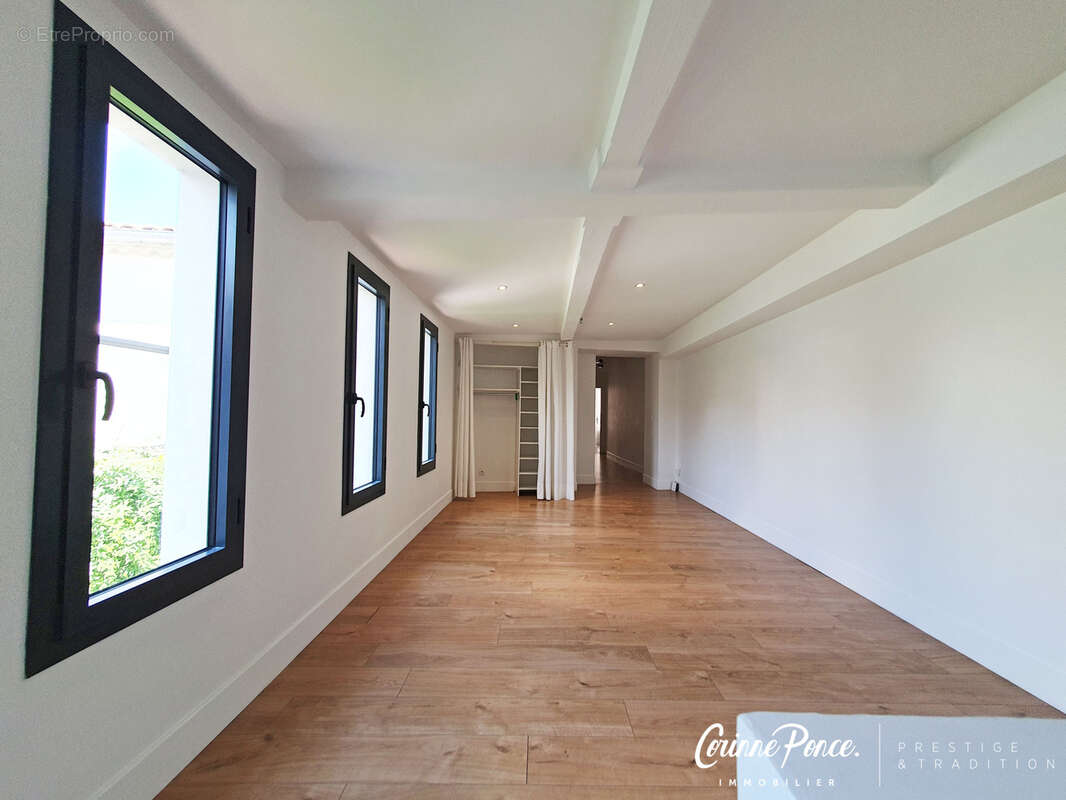 Maison de ville avec jacuzzi et garage Corinne Ponce - photo 11