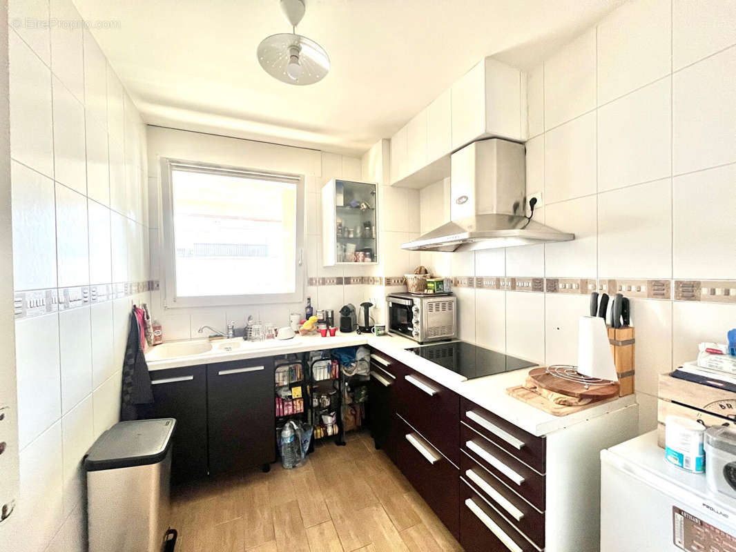 Appartement à COURBEVOIE