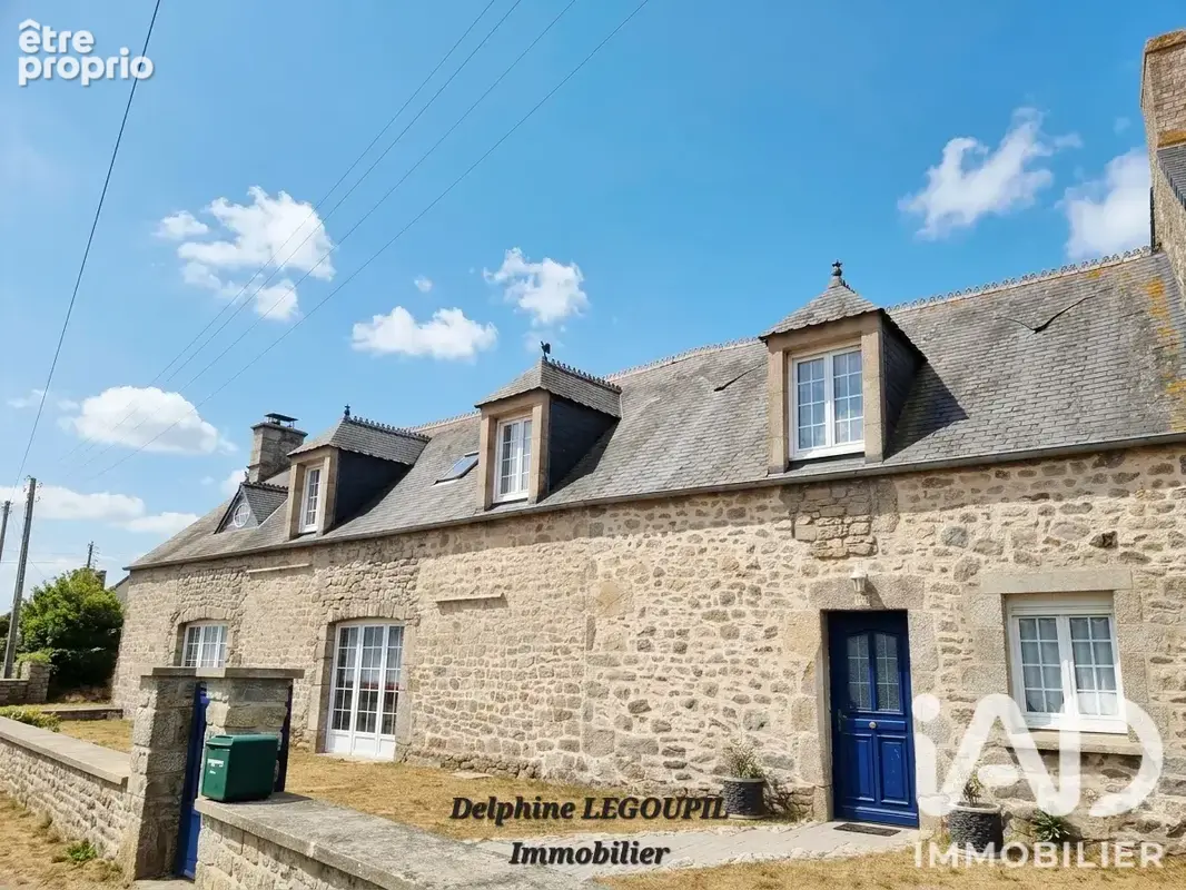 Photo 1 - Maison à REVILLE