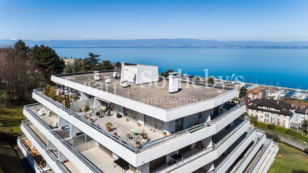 Appartement à EVIAN-LES-BAINS