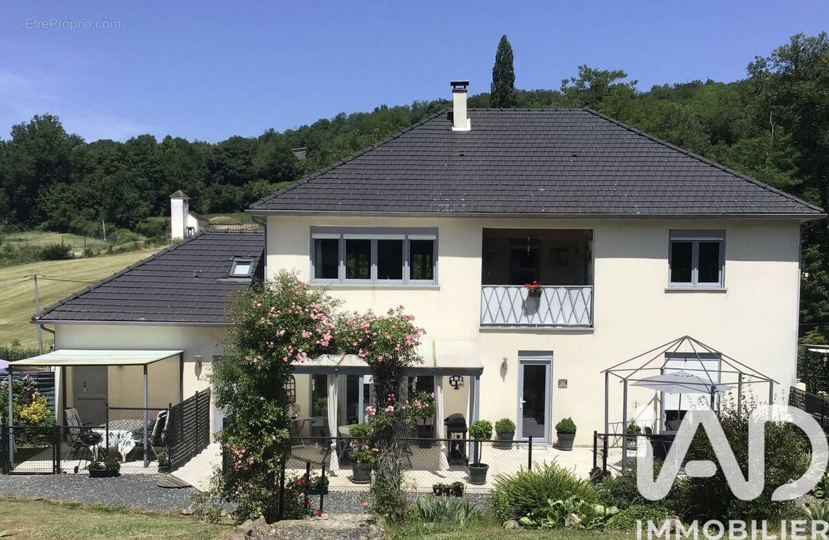 Photo 1 - Maison à LA CASSAGNE