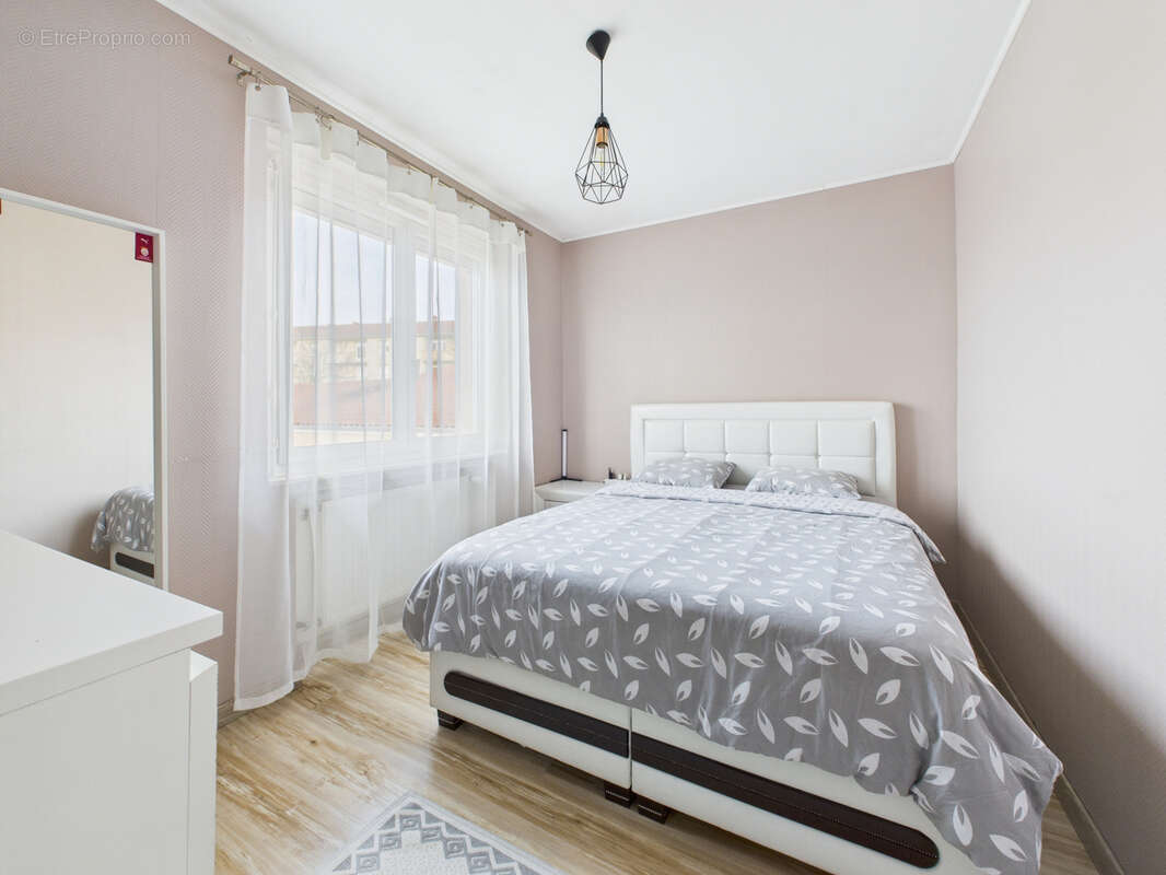 Maison à SAINTE-SIGOLENE