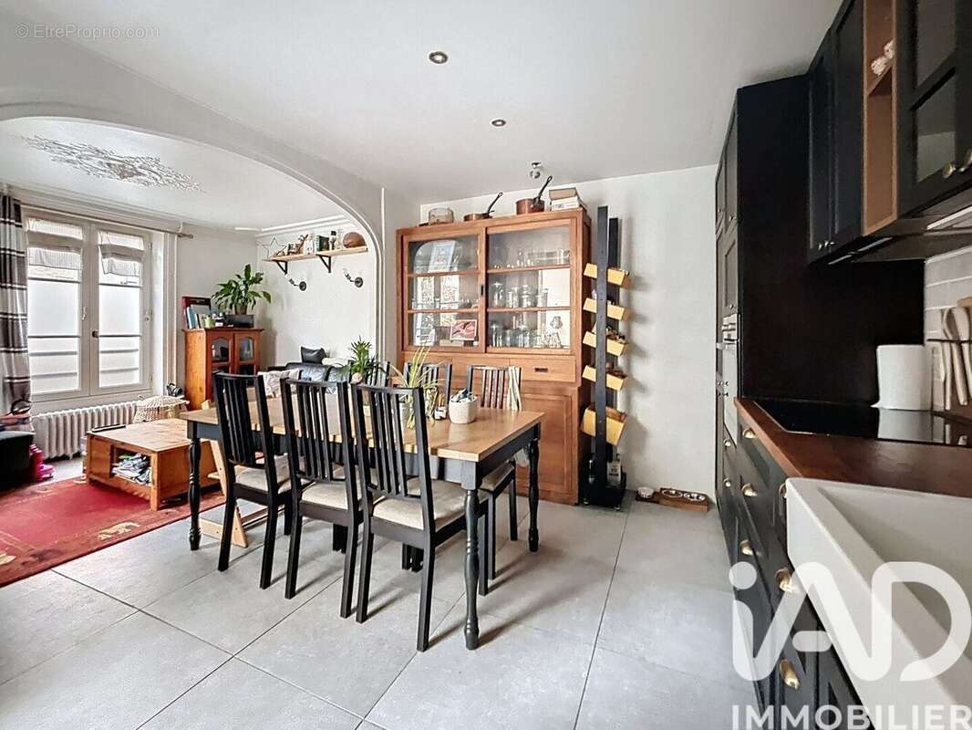 Photo 3 - Maison à BRIE-COMTE-ROBERT