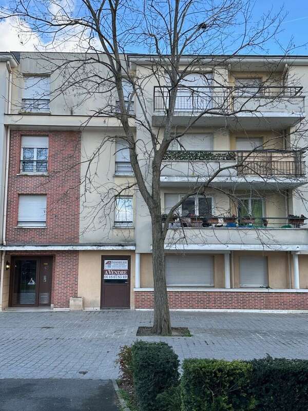 Commerce à LE BLANC-MESNIL