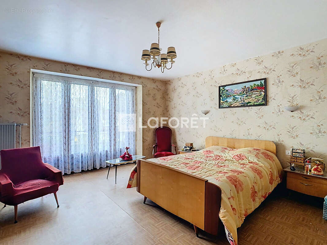 Maison Biesles 6 pièce(s) 175,35 m2 - photo 6