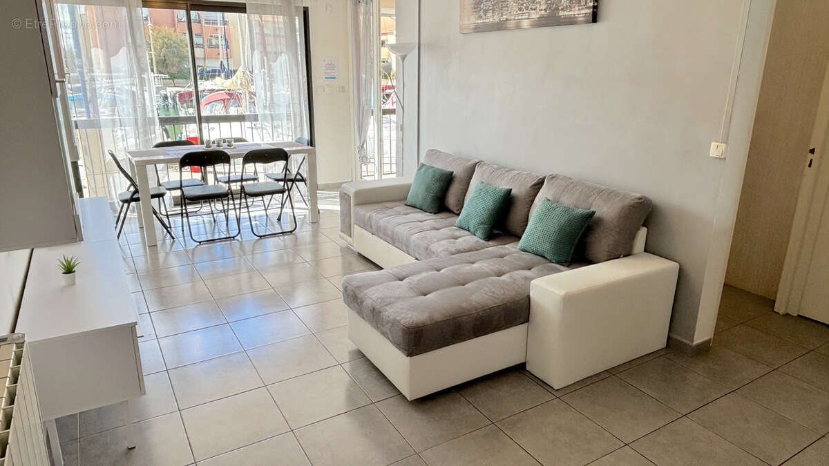 Appartement à CANDILLARGUES