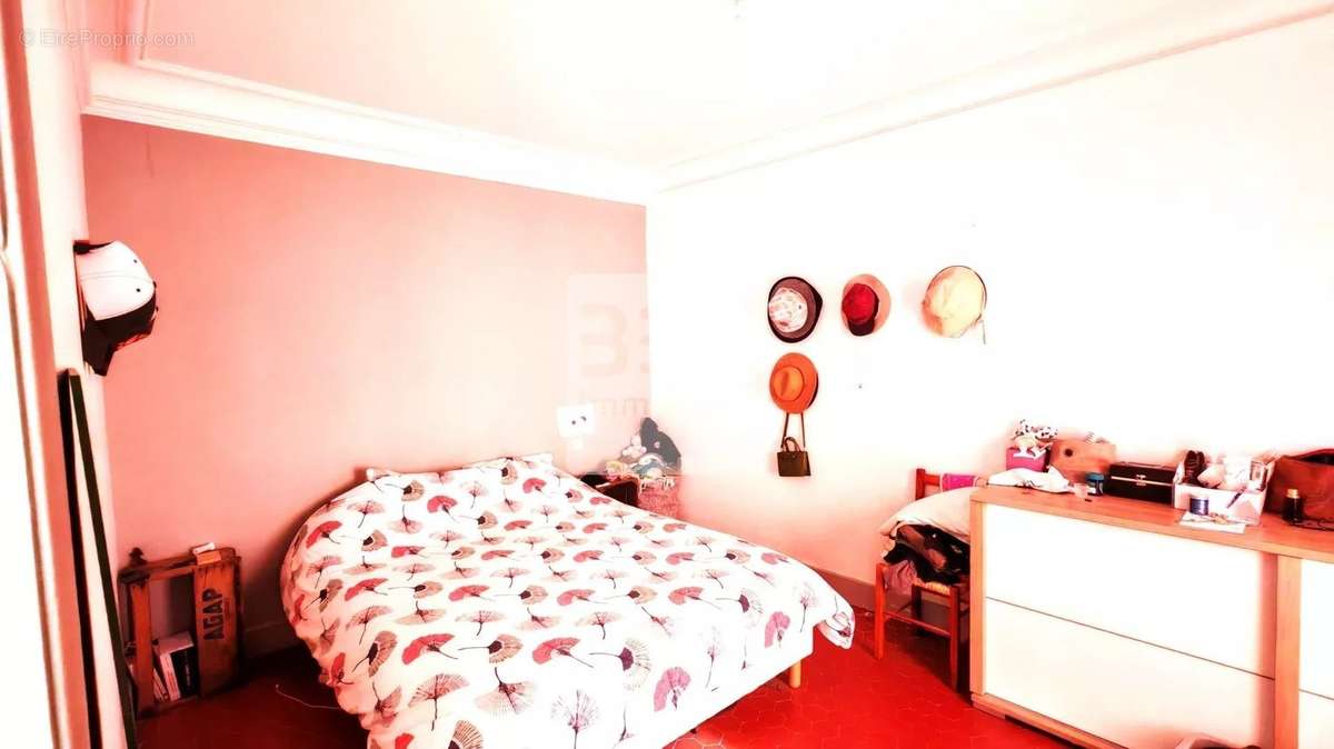 Appartement à CAIRANNE