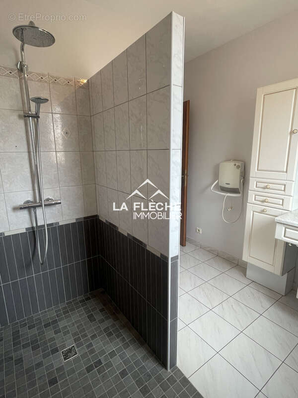 Maison au cœur du village - photo 8