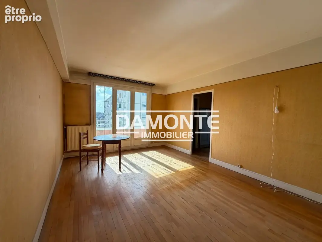 Troyes - proche centre-ville - appartement t3 avec balcon - photo 3
