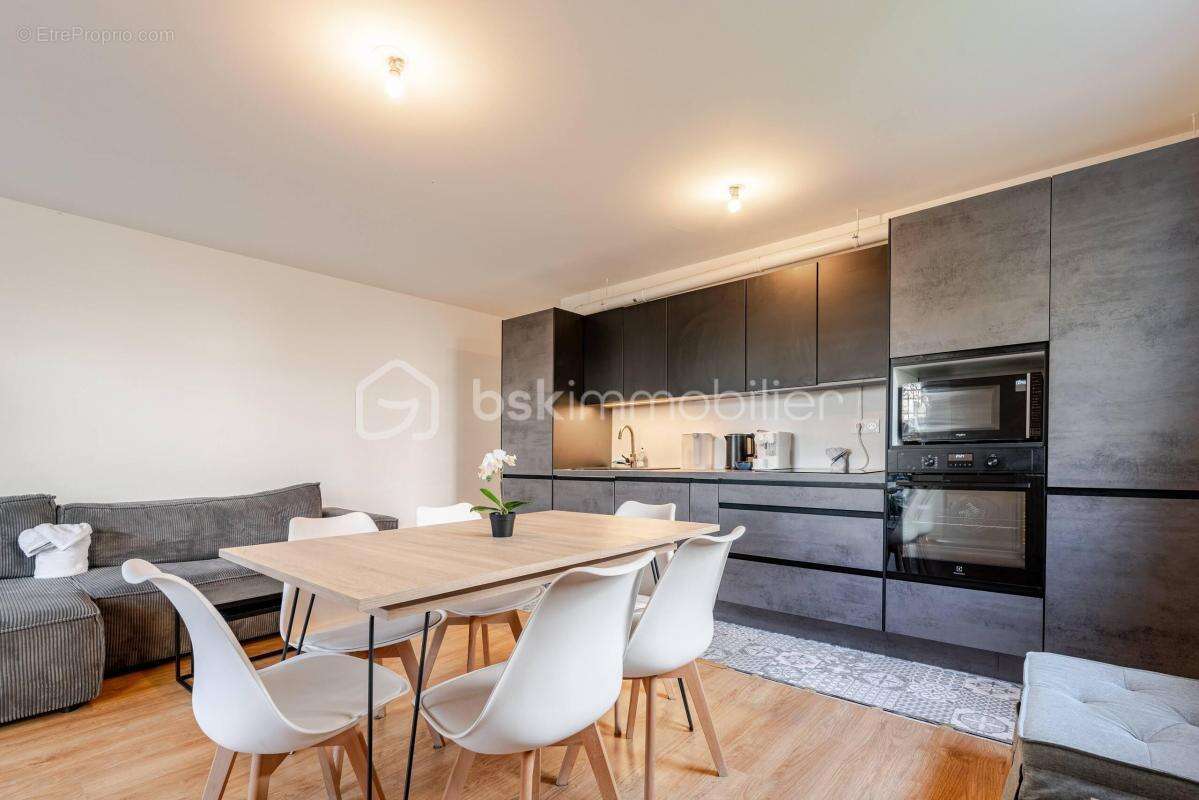 Appartement à VAIRES-SUR-MARNE