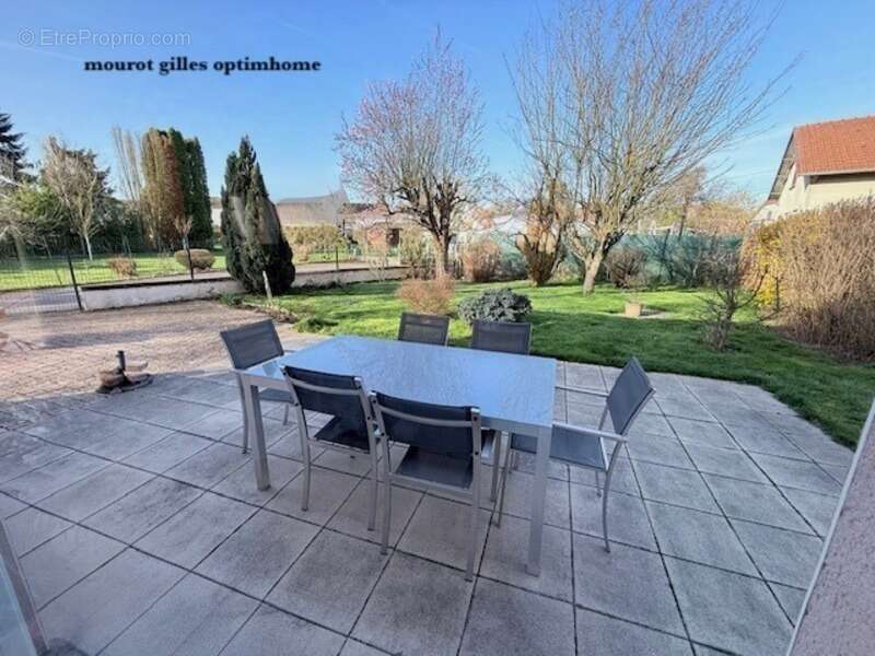 Maison à THAON-LES-VOSGES