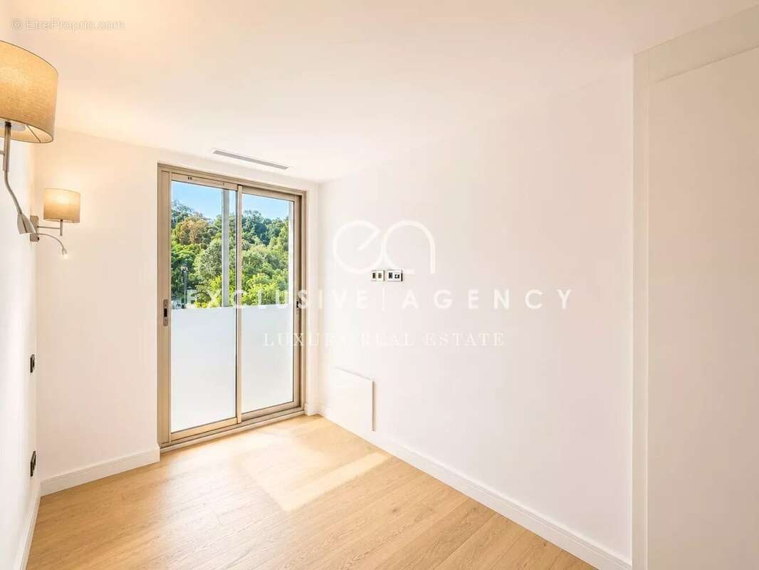 Cannes Californie - Appartement 4 pièces 104m² vue mer - photo 10