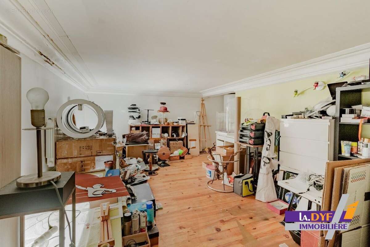 Appartement à COMPANS