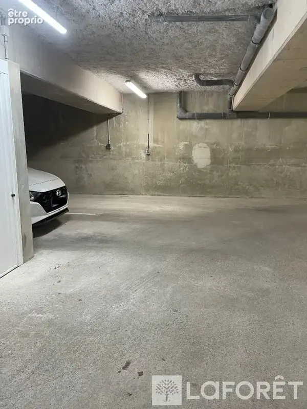 Parking en sous-sol quartier Diderot - photo 2