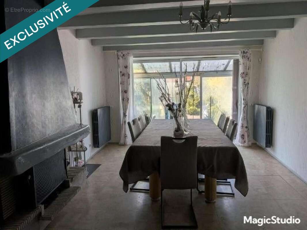 Photo 2 - Maison à ARBOIS
