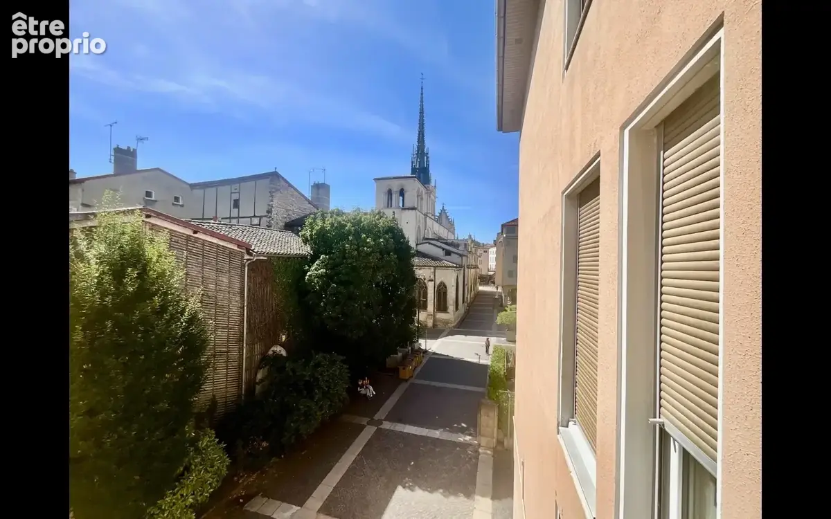 Appartement à VILLEFRANCHE-SUR-SAONE