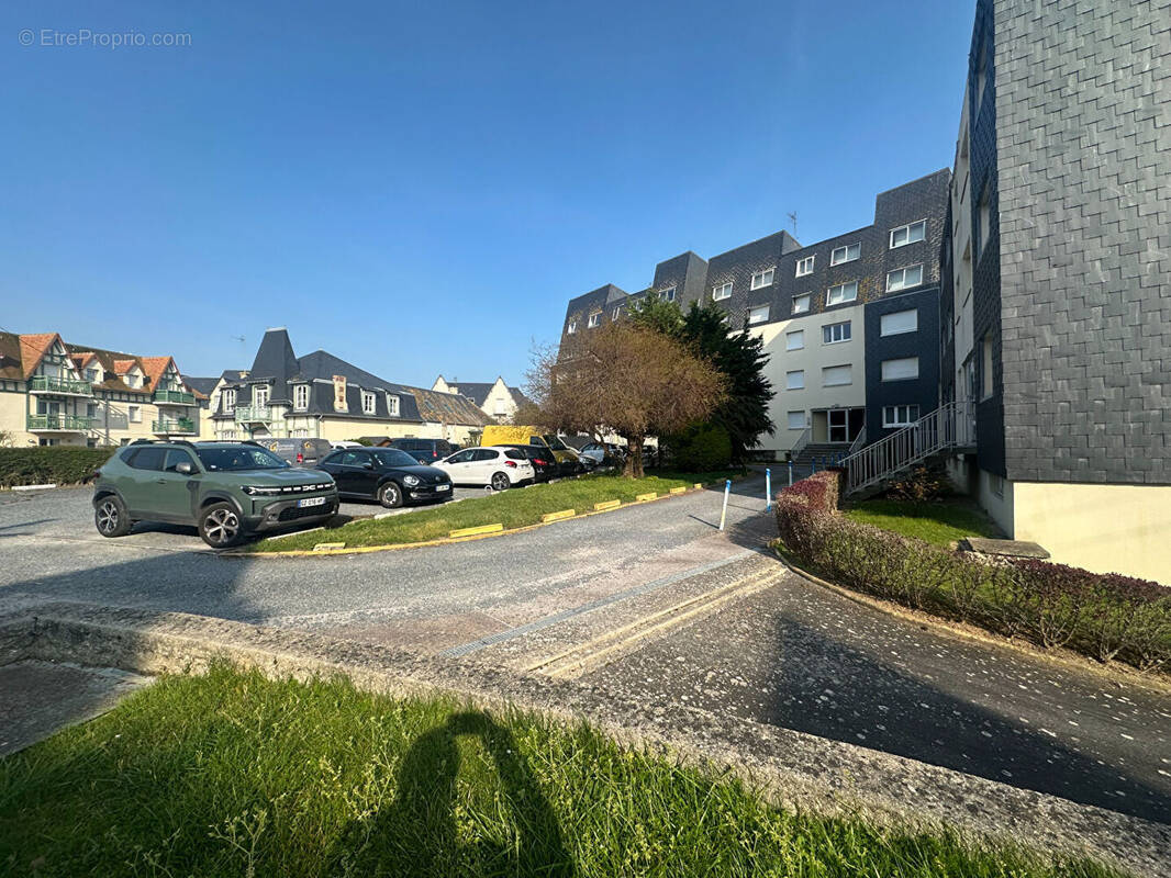 Appartement à COURSEULLES-SUR-MER